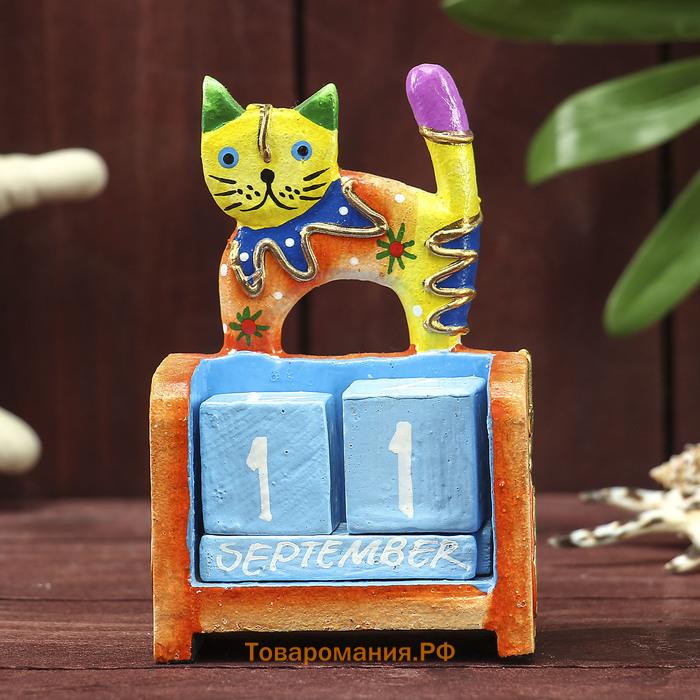 Деревянный календарь "Котёнок"7х4х10 см  МИКС (2 языка)