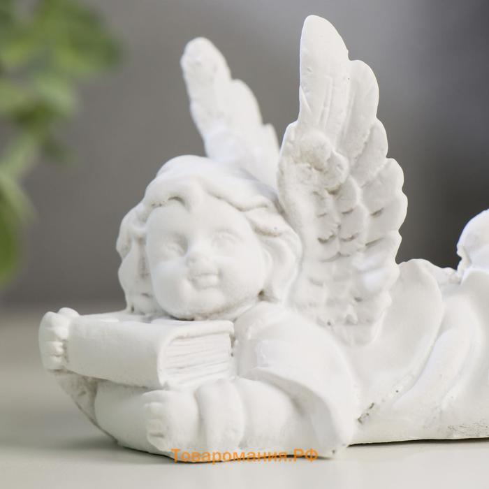 Сувенир полистоун "Белоснежный ангел с библией" МИКС 7х5х8,5 см